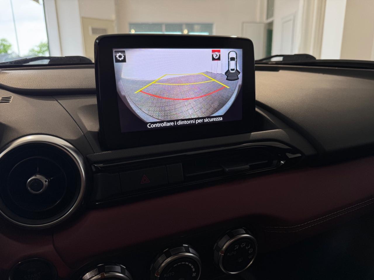 Mazda MX-5 1.5L Skyactiv-G 1 PROPRIETARIO