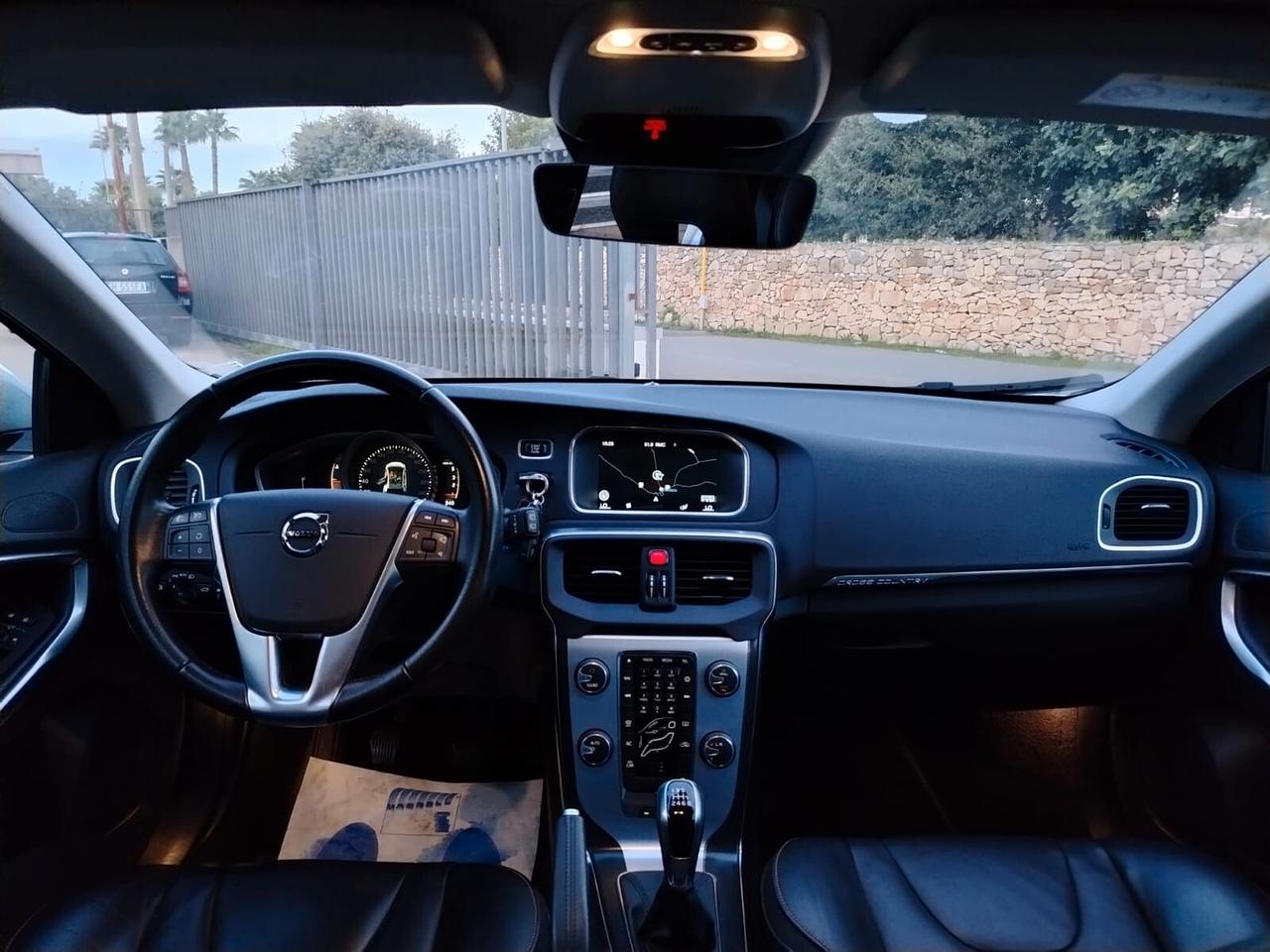 Volvo V40 Cross Country 2.0 D2