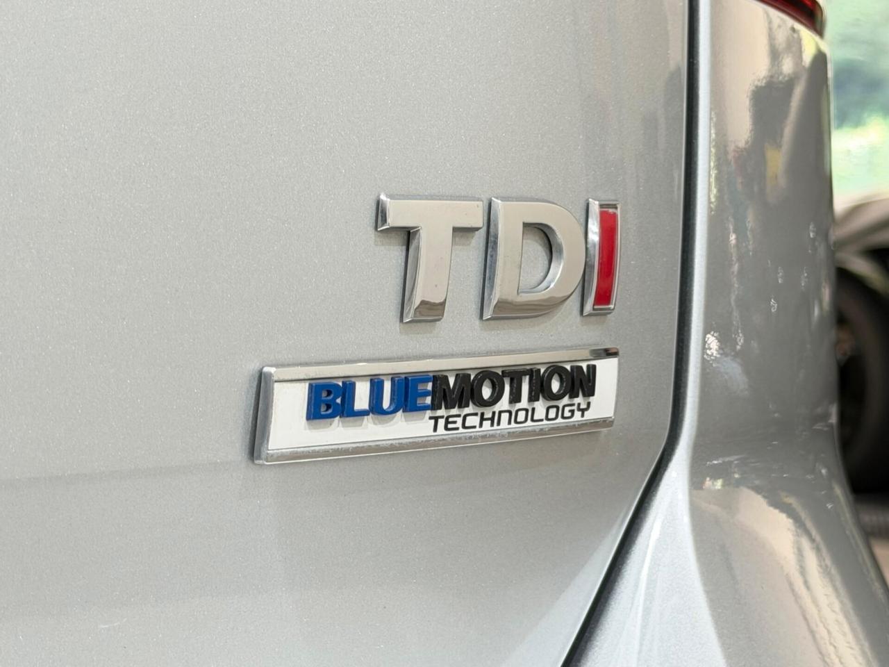 VOLKSWAGEN GOLF 1.6 TDI 110CV 5P COMFORTLINE