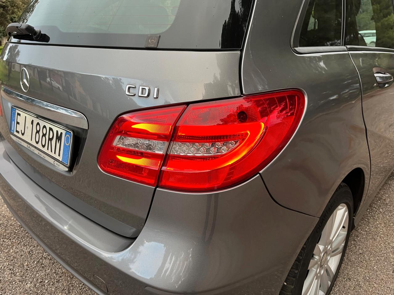Mercedes-benz B 180 CDI BlueEFFICIENCY Executive