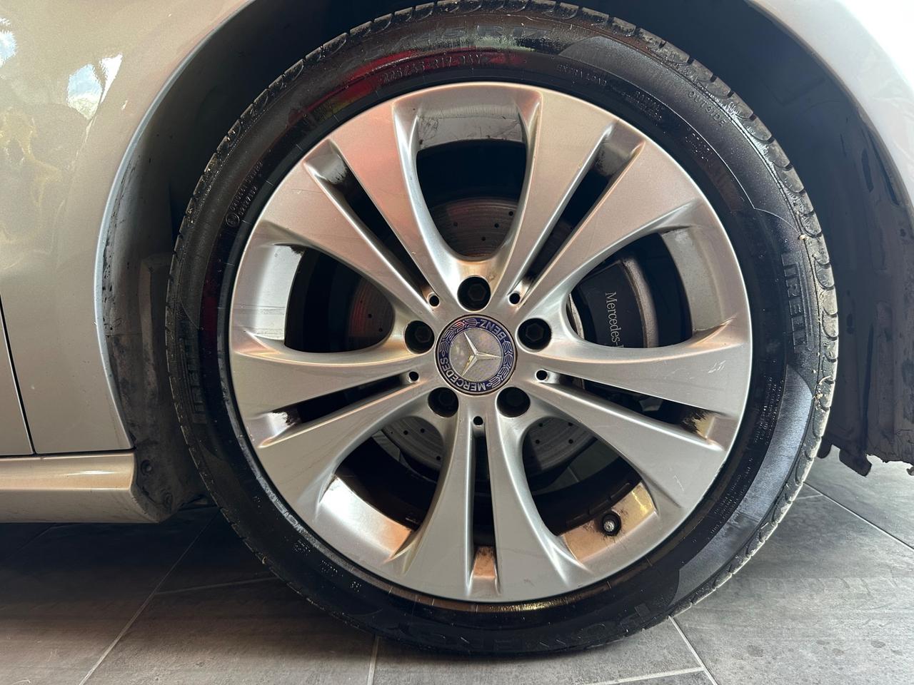 Mercedes-benz A 180 CDI Automatic Premium FULL