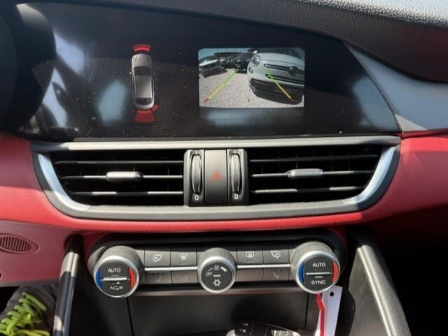 Alfa Romeo Giulia 2.2 Turbodiesel 210 CV AT8 AWD Q4 Veloce