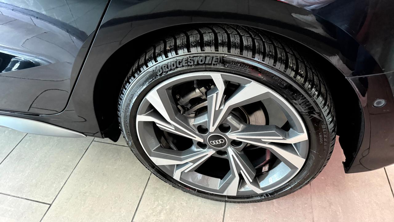 AUDI A3 SPORTBACK S LINE TETTO APRIBILE