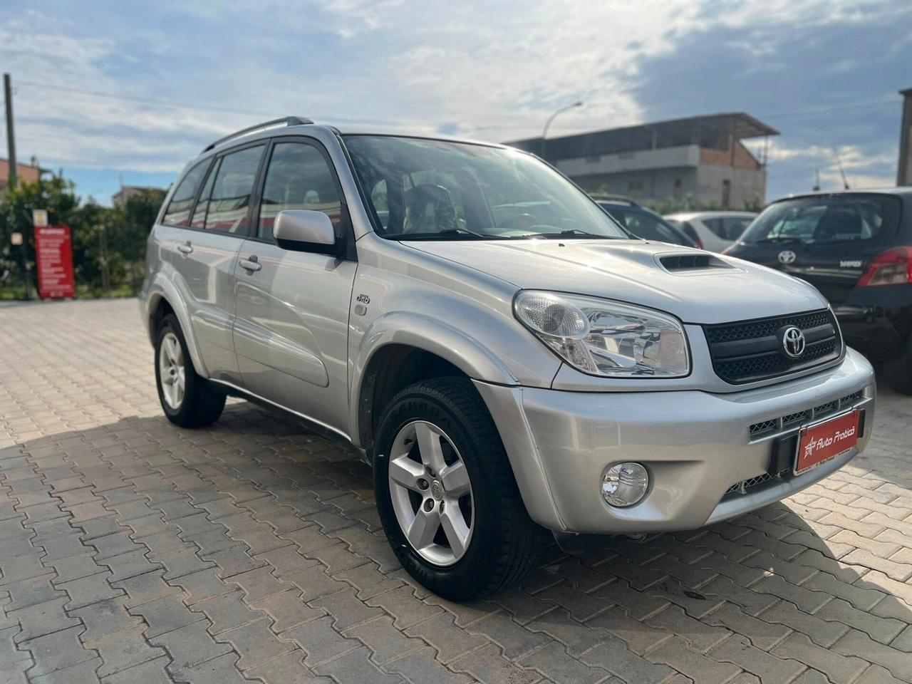 Toyota RAV 4 RAV4 2.0 Tdi D-4D cat 5 porte Sol