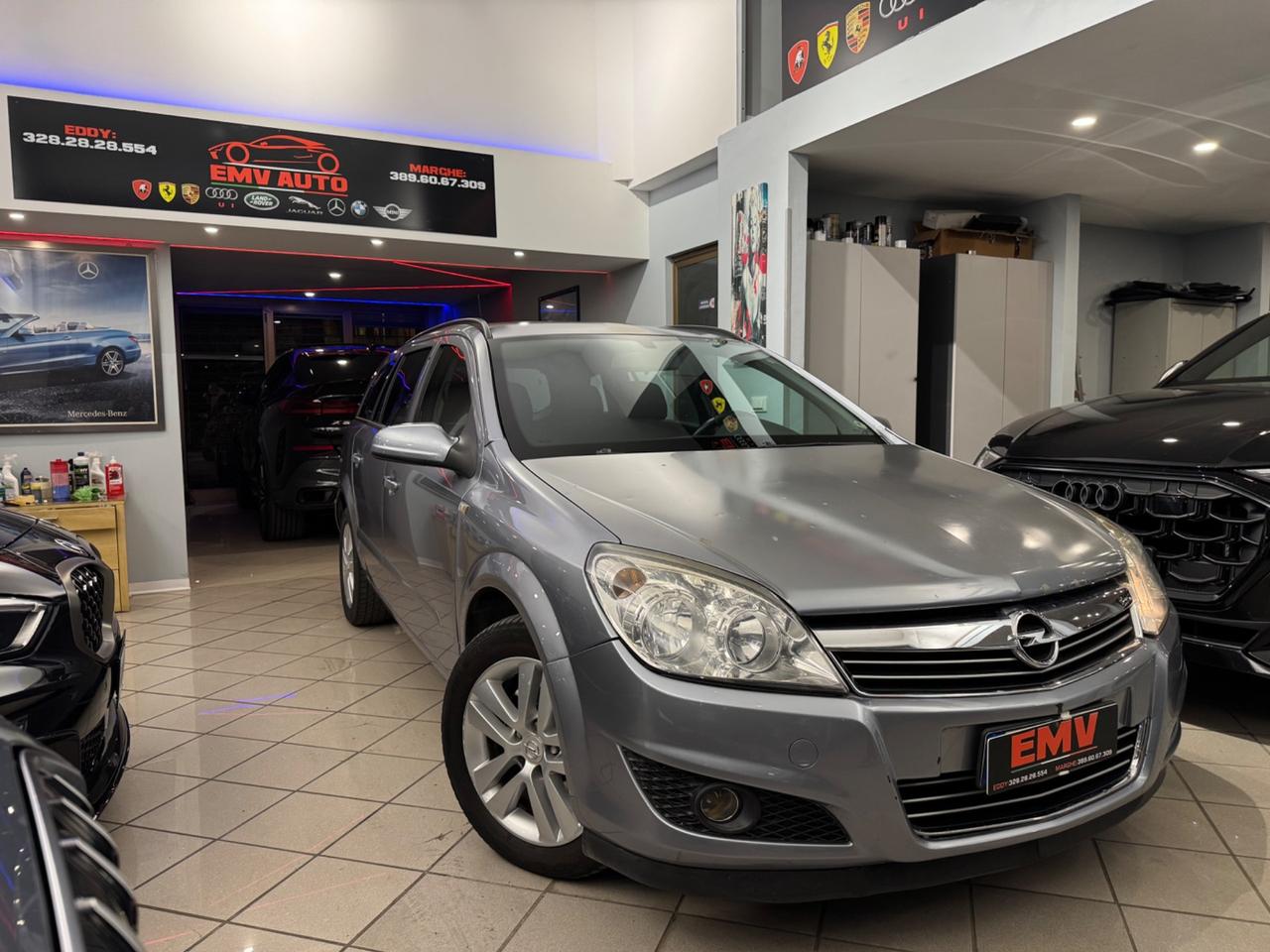 Opel Astra 1.9 CDTI 120CV gancio traino