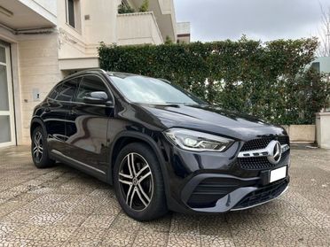 MERCEDES-BENZ GLA 200 d Automatic 4Matic Premium