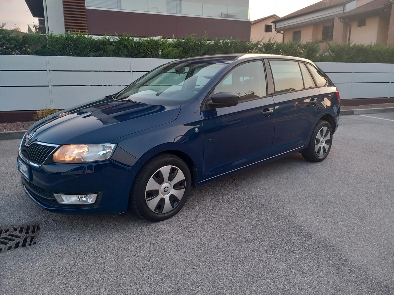 Skoda Rapid 1.2 TSI 86CV Active ok perneo patentati a € 158 mese