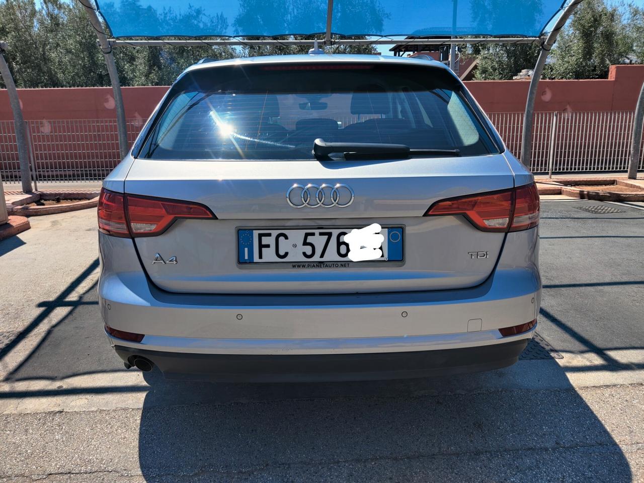 Audi A4 Avant 2.0 TDI 150 CV ultra S tronic