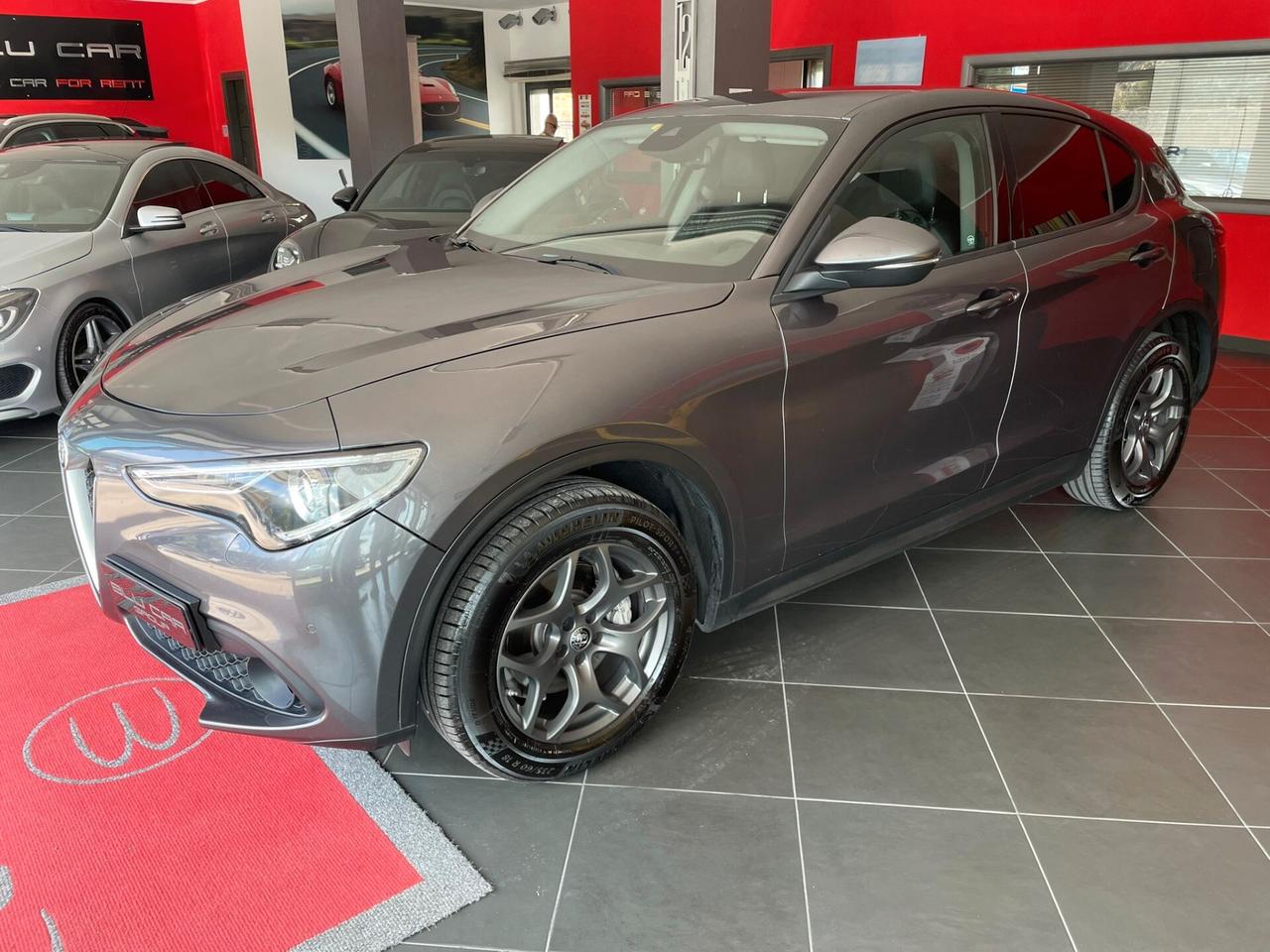 ALFA STELVIO 2.2JTDM SUPER Q4 210cv