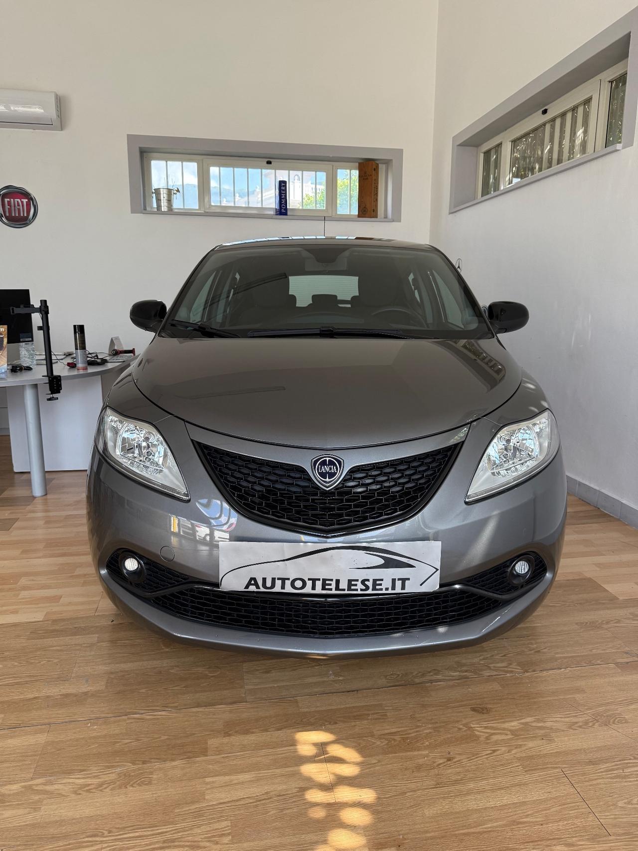 Lancia Ypsilon 0.9 TwinAir 85 CV 5 porte Metano Ecochic Gold