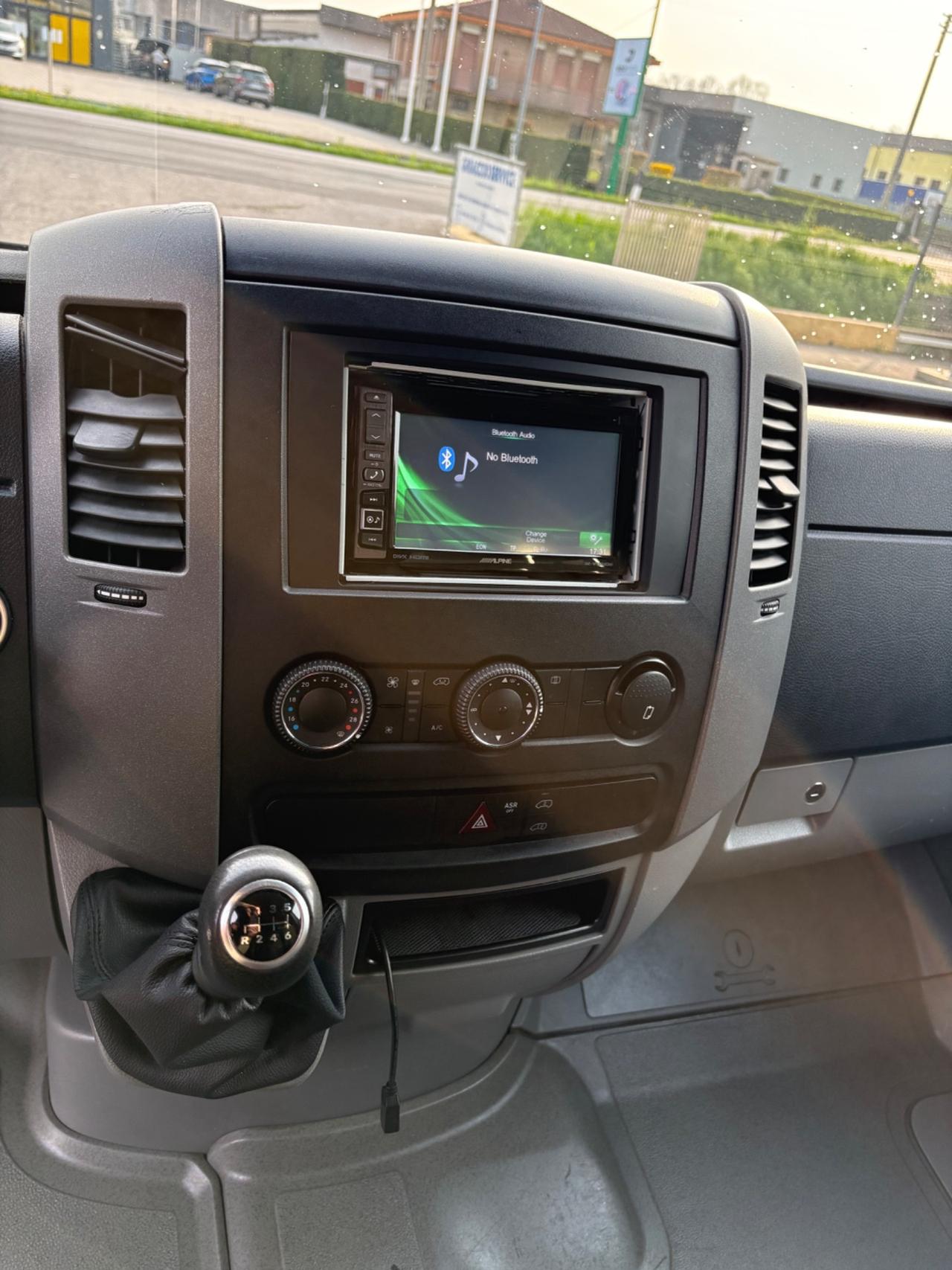 Mercedes Benz 313 2.2 DIESEL