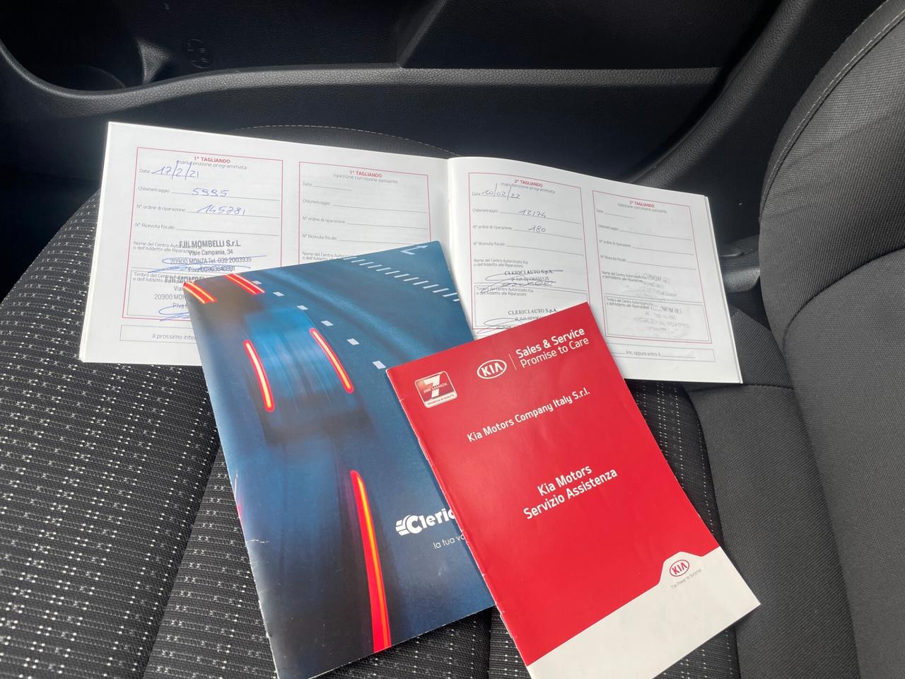 Kia Stonic UNICO PROPRIETARIO - TAGLIANDI CERTIFICATI