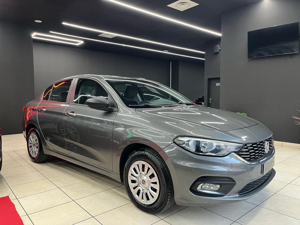 Fiat Tipo 1.4 4 porte Lounge OK NEOPATENTATI