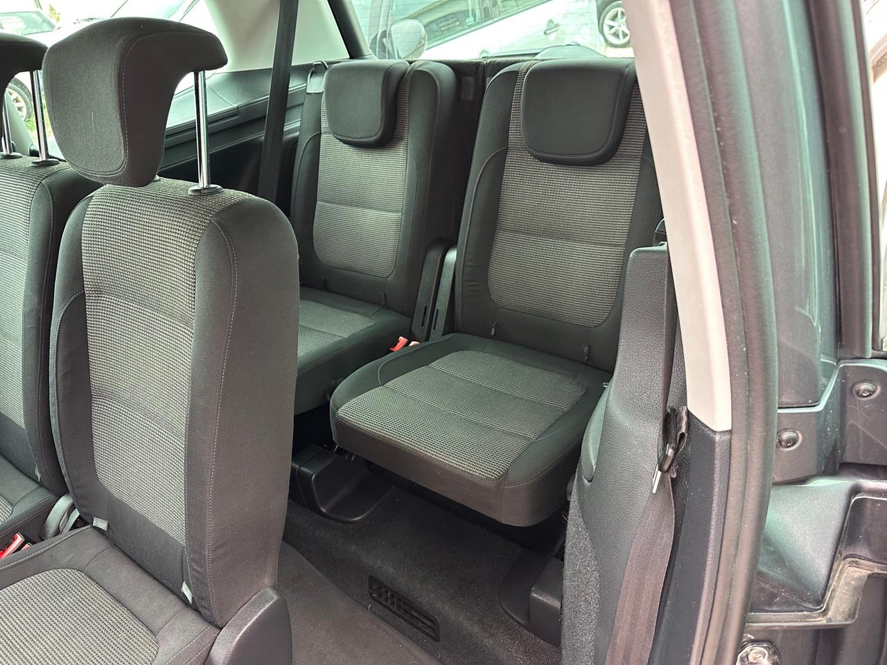 Volkswagen Sharan 2.0 TDI DSG Highline BlueMotion 7 POSTI