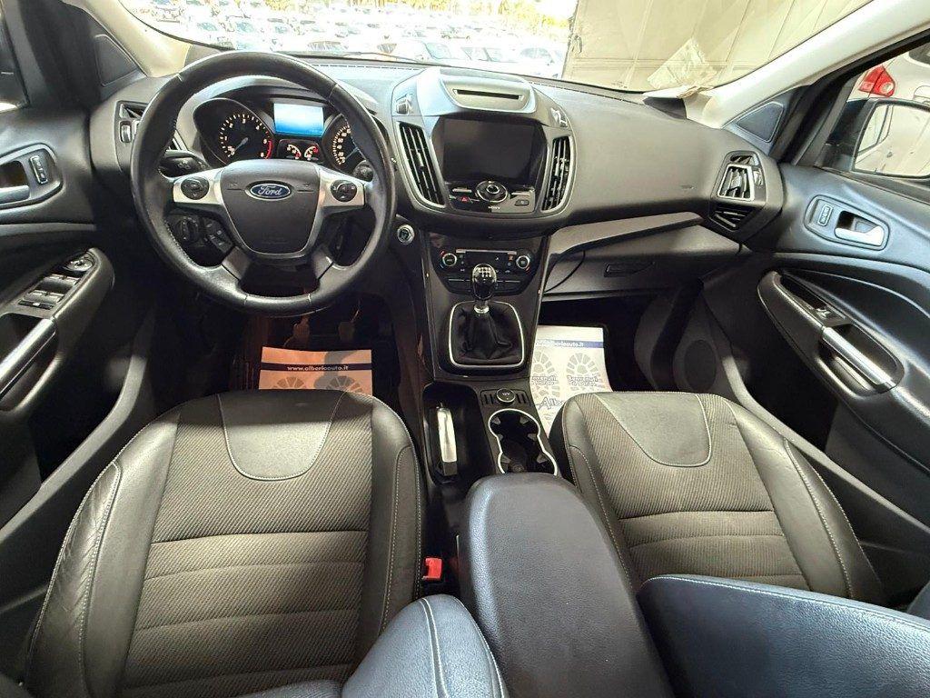 Ford Kuga 2.0 TDCI 150 CV S&S 4WD Titanium