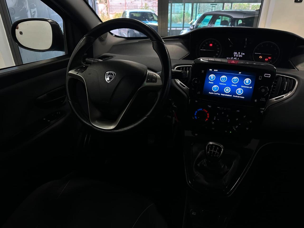Lancia Ypsilon 1.0 FireFly 5 porte S&S Hybrid Gold Plus