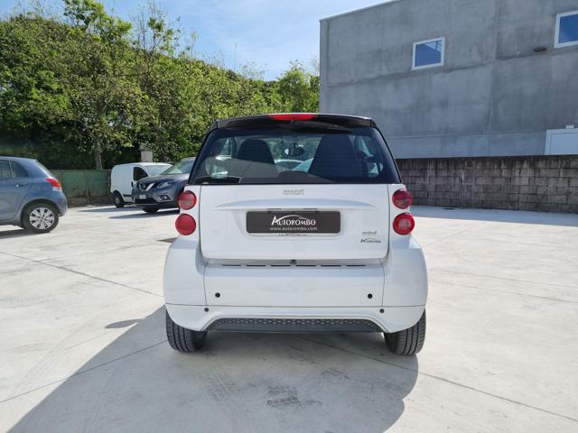 SMART ForTwo 1000 52 kW MHD compact