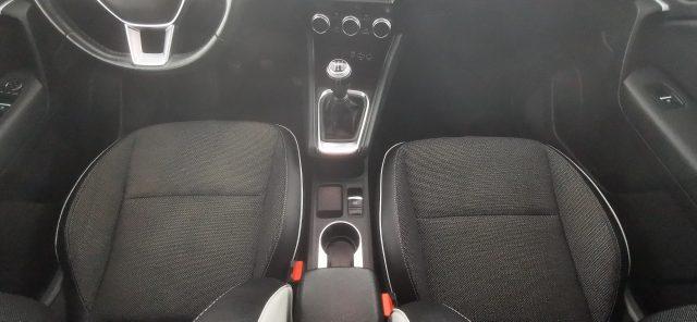 RENAULT Captur TCe 100 CV Intens