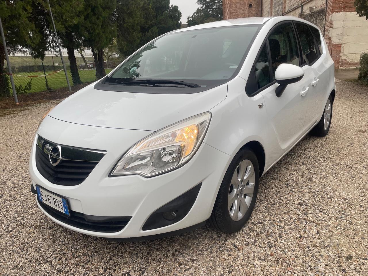 Opel Meriva 1.4 benzina anno 2011 km 115 mila