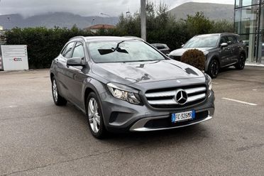 MERCEDES-BENZ GLA 200 d Automatic 4Matic Sport