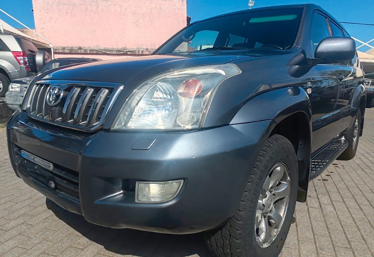 Toyota Land Cruiser 3.0 D4-D aut. 5 porte