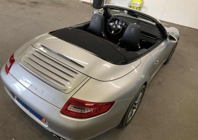 PORSCHE 911 Carrera S Cabriolet