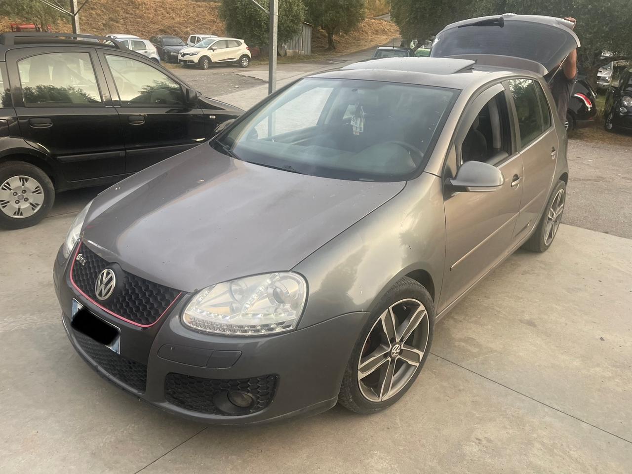 Volkswagen Golf 2.0 16V TDI 3p. Comfortline