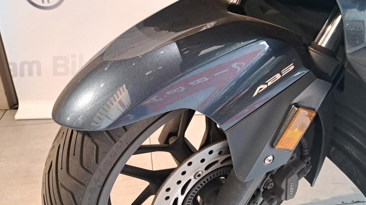 Honda Forza 300 abs