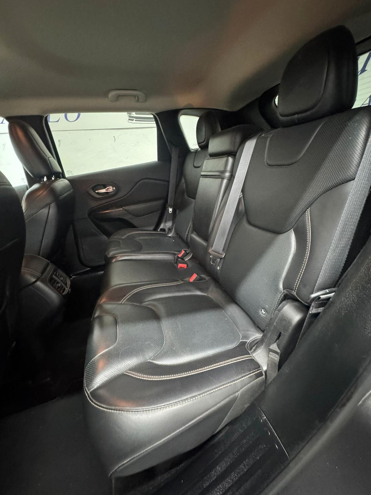 Jeep Cherokee 2.2 Mjt II 4WD Active Drive I Overland