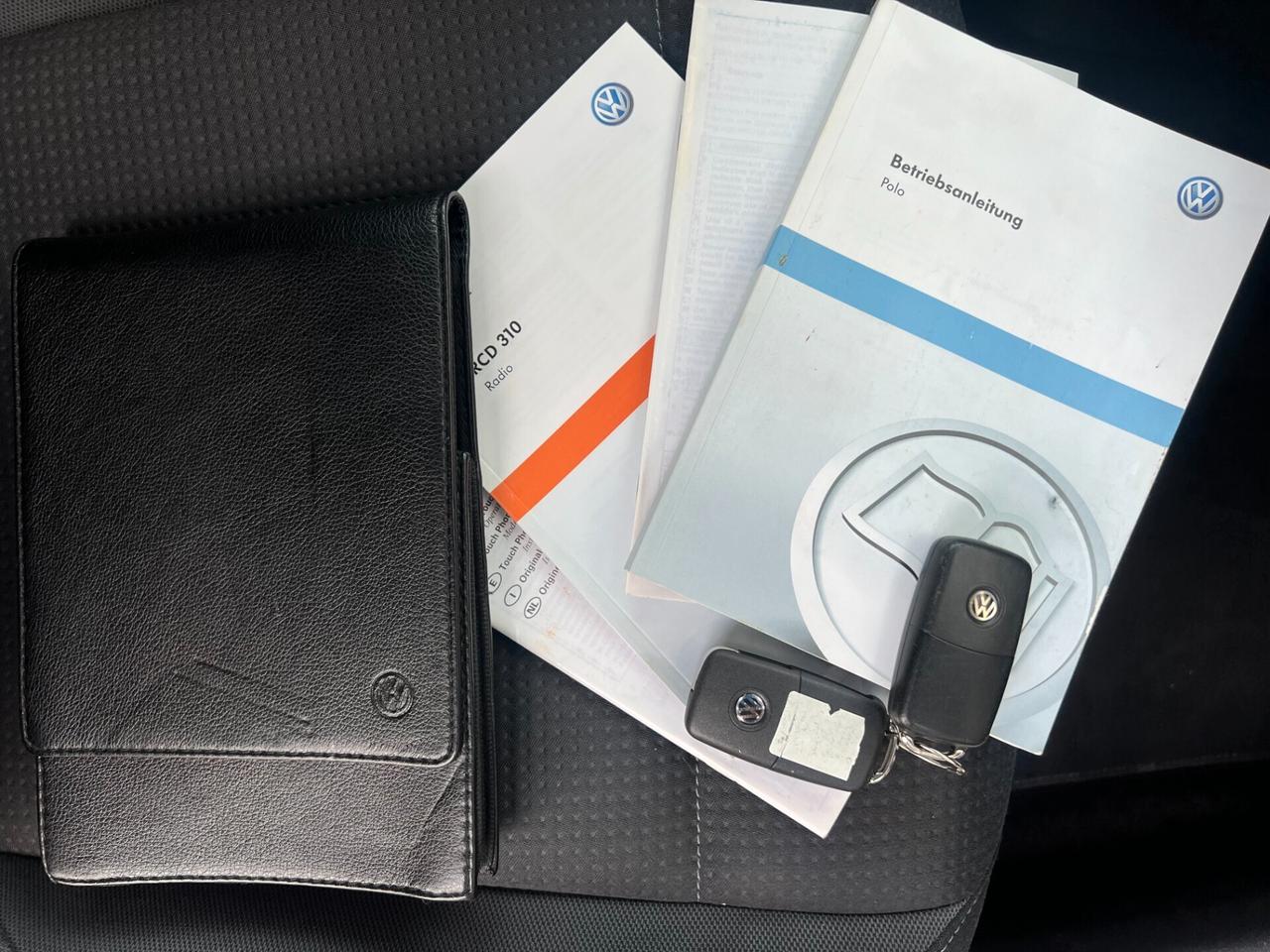 Volkswagen Polo 1.2 R-LINE/ GARANZIA