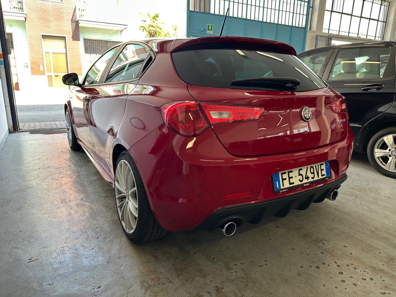 Alfa Romeo Giulietta 1750 Turbo TCT Veloce-Pelle-Navy-Secondo treno di cerchi-ORIGINALE