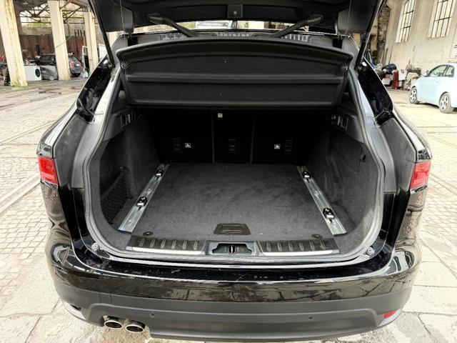JAGUAR F-Pace 2.0 D 180 CV aut. R-Sport