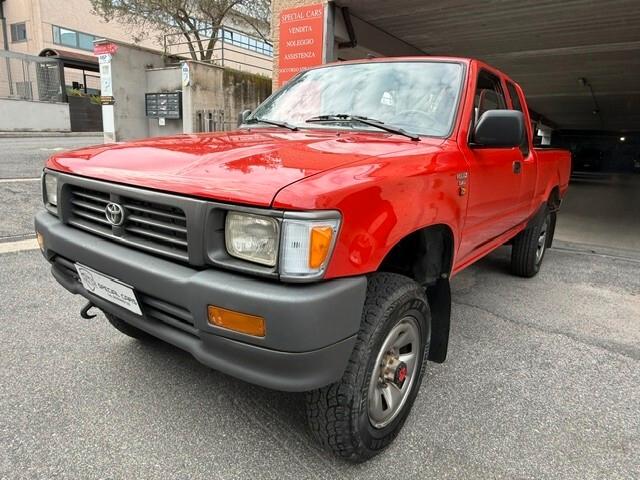 Toyota Hilux 2.4 diesel Pick-up