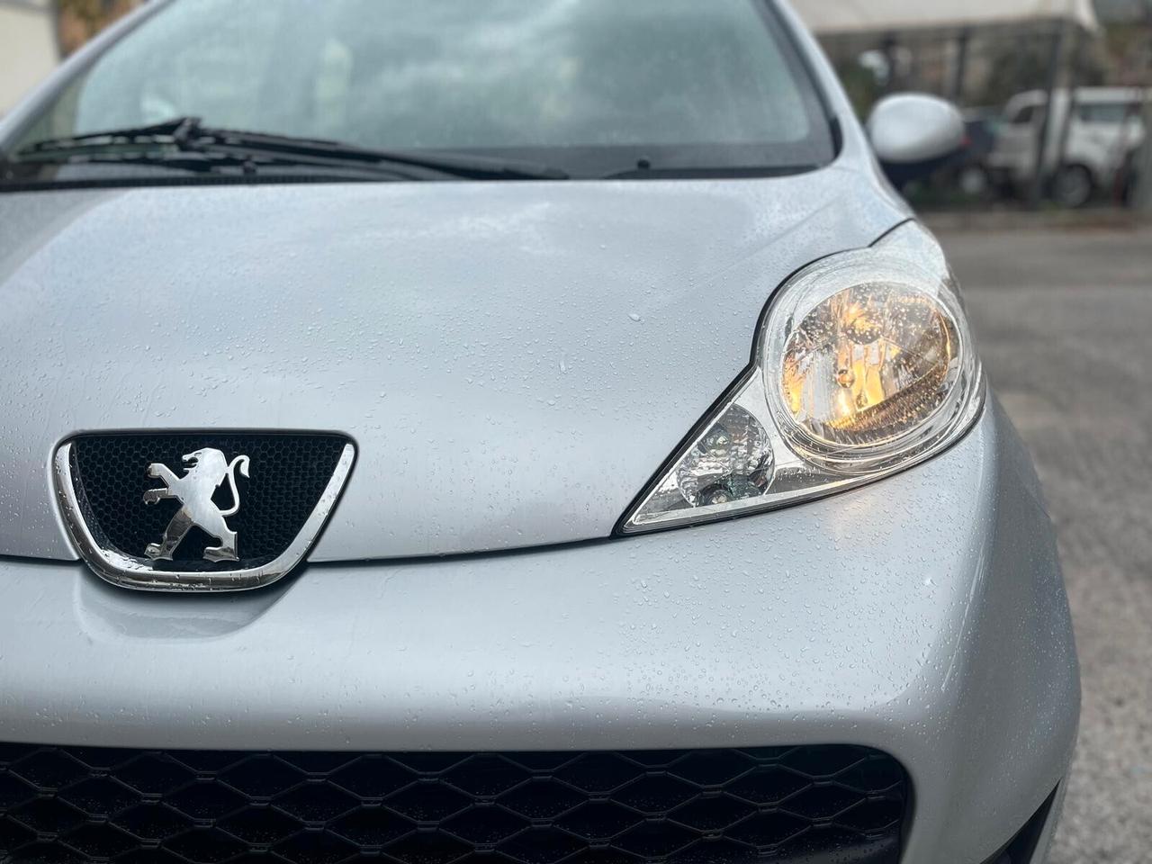 Peugeot 107 1.0 68CV 5p. Allure 70.000KM