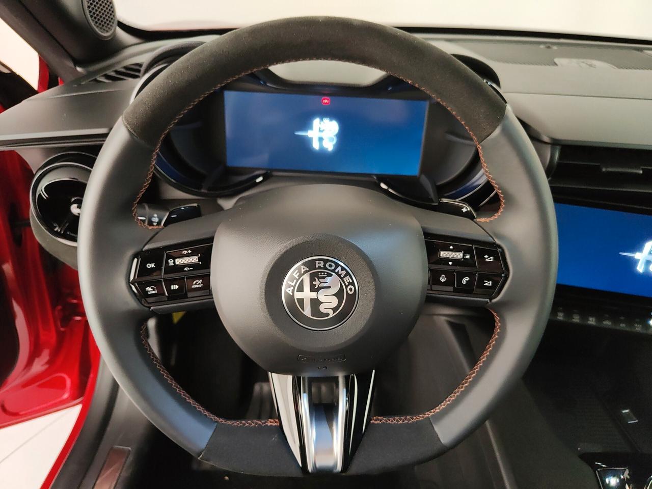 Alfa Romeo Junior 1.2 145 CV Hybrid eDCT6 Q4 Intensa