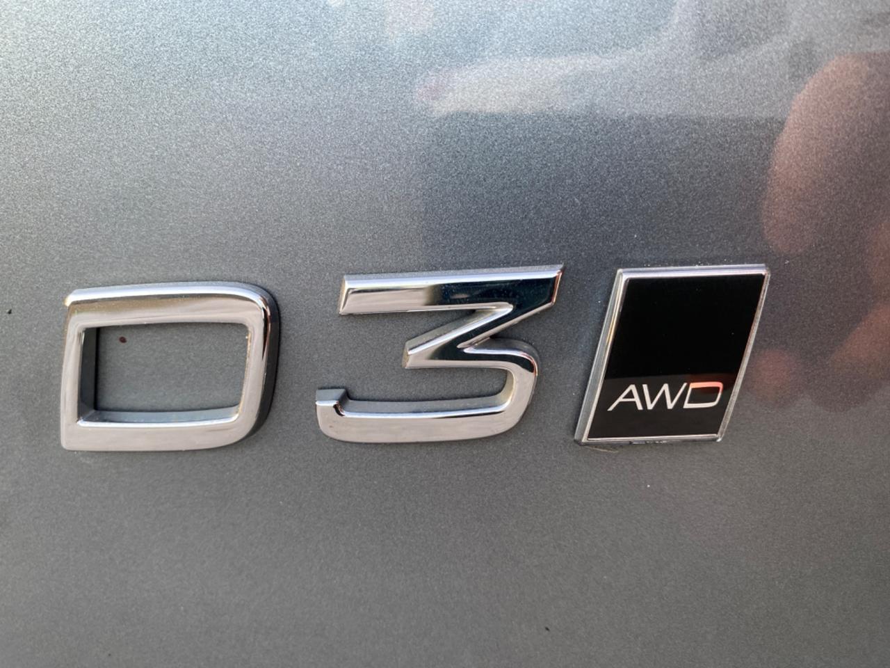 Volvo XC40 D3 AWD Geartronic Momentum
