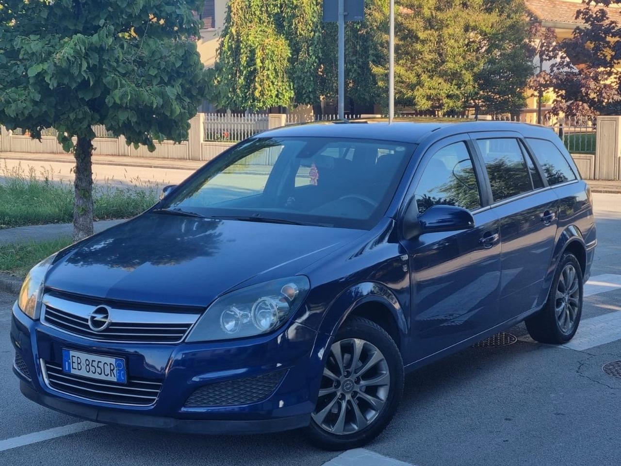 Opel Astra 1.6 16V GPL-TECH Station Wagon Edition