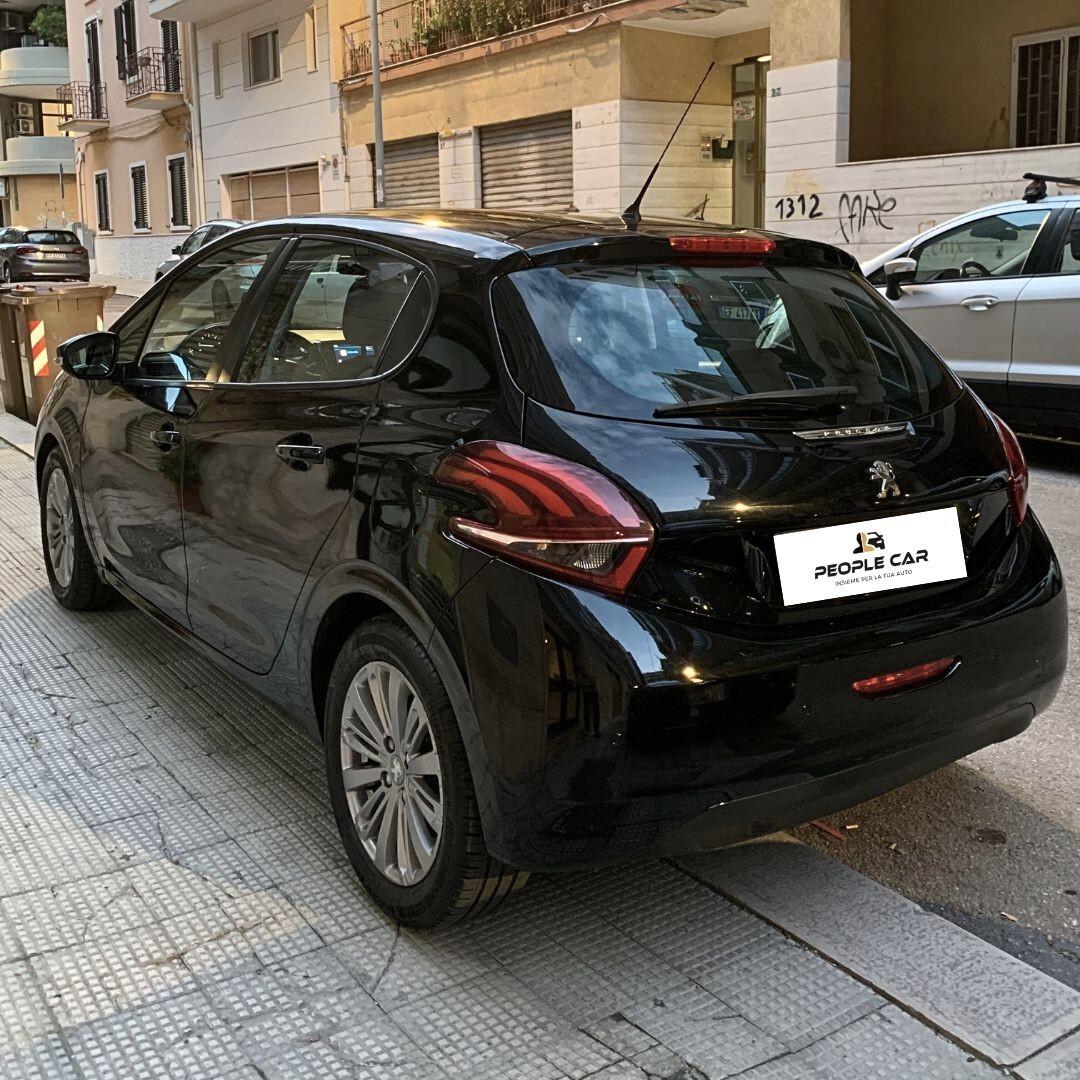 Peugeot 208 BlueHDi 75 5 porte Allure