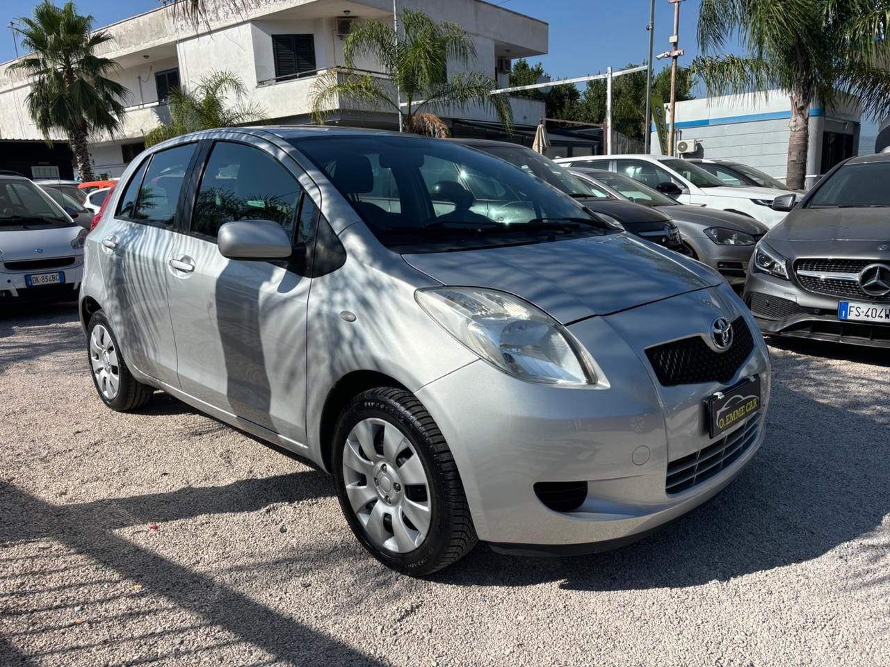 TOYOTA YARIS 1.0 69CV BENZINA