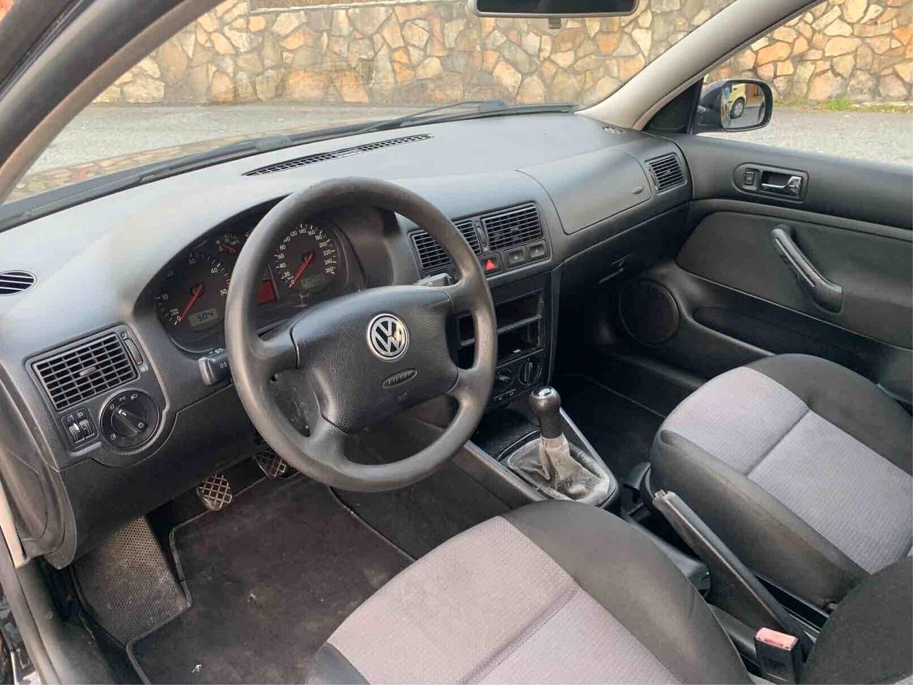 Volkswagen Golf 1.9 TDI 101 CV