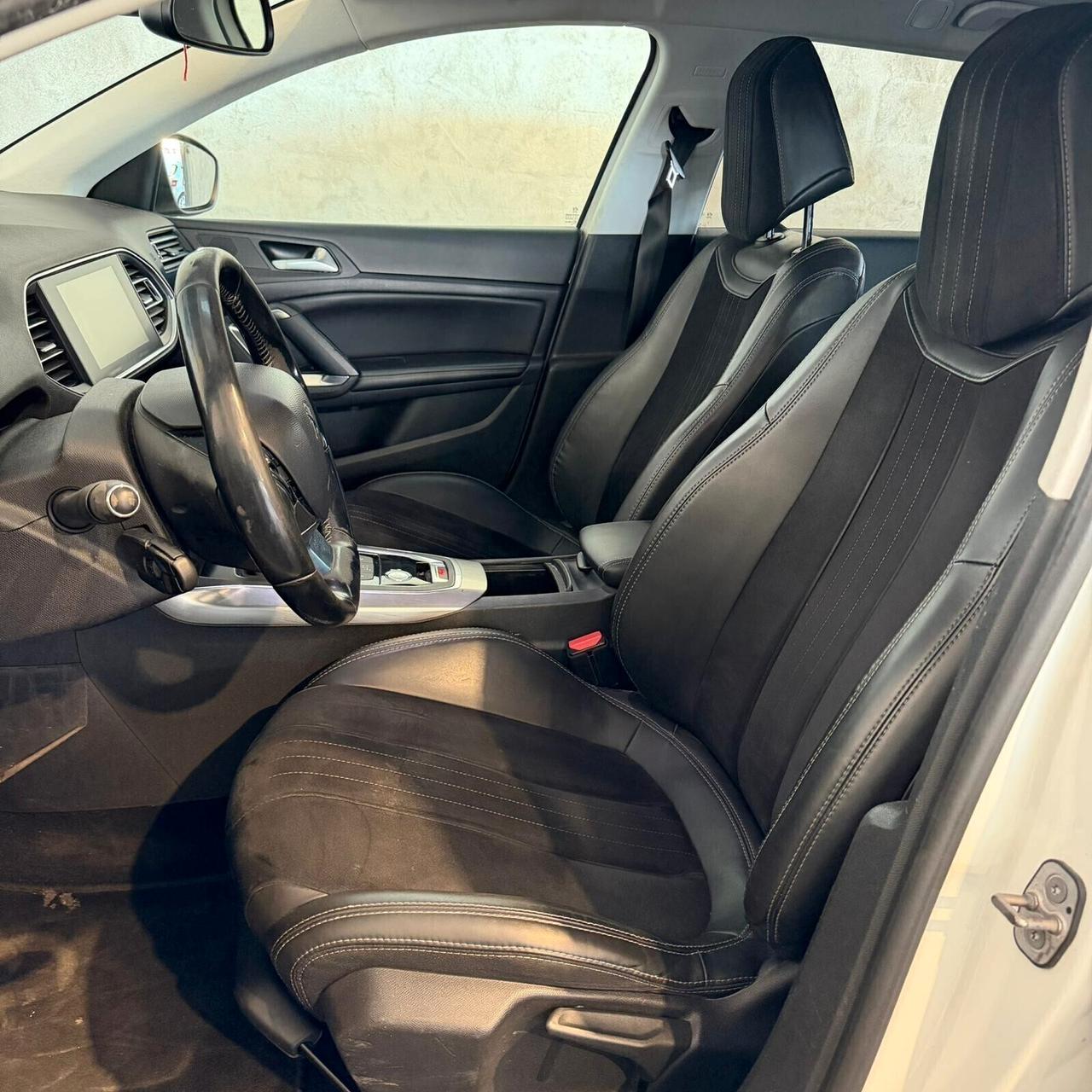 Peugeot 308 1.6 HDI SW Allure AUTOMATICA