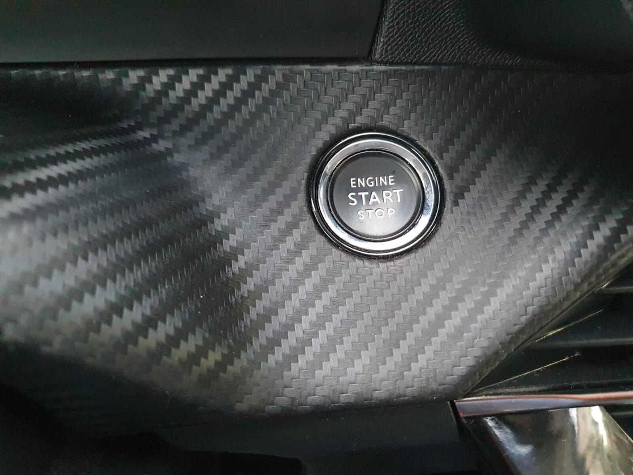 Peugeot 2008 BlueHDi 100 S&S Allure