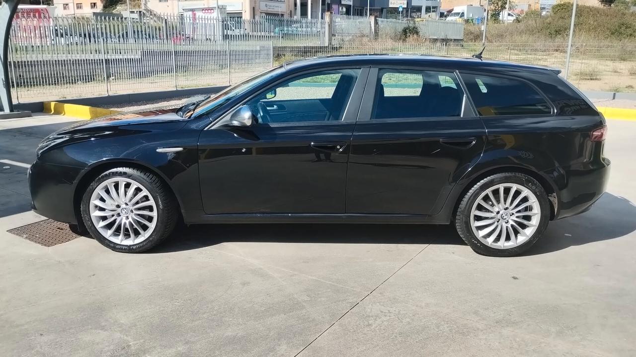 Alfa Romeo 159 2.0 JTDm Sportwagon Eco Distinctive 2012