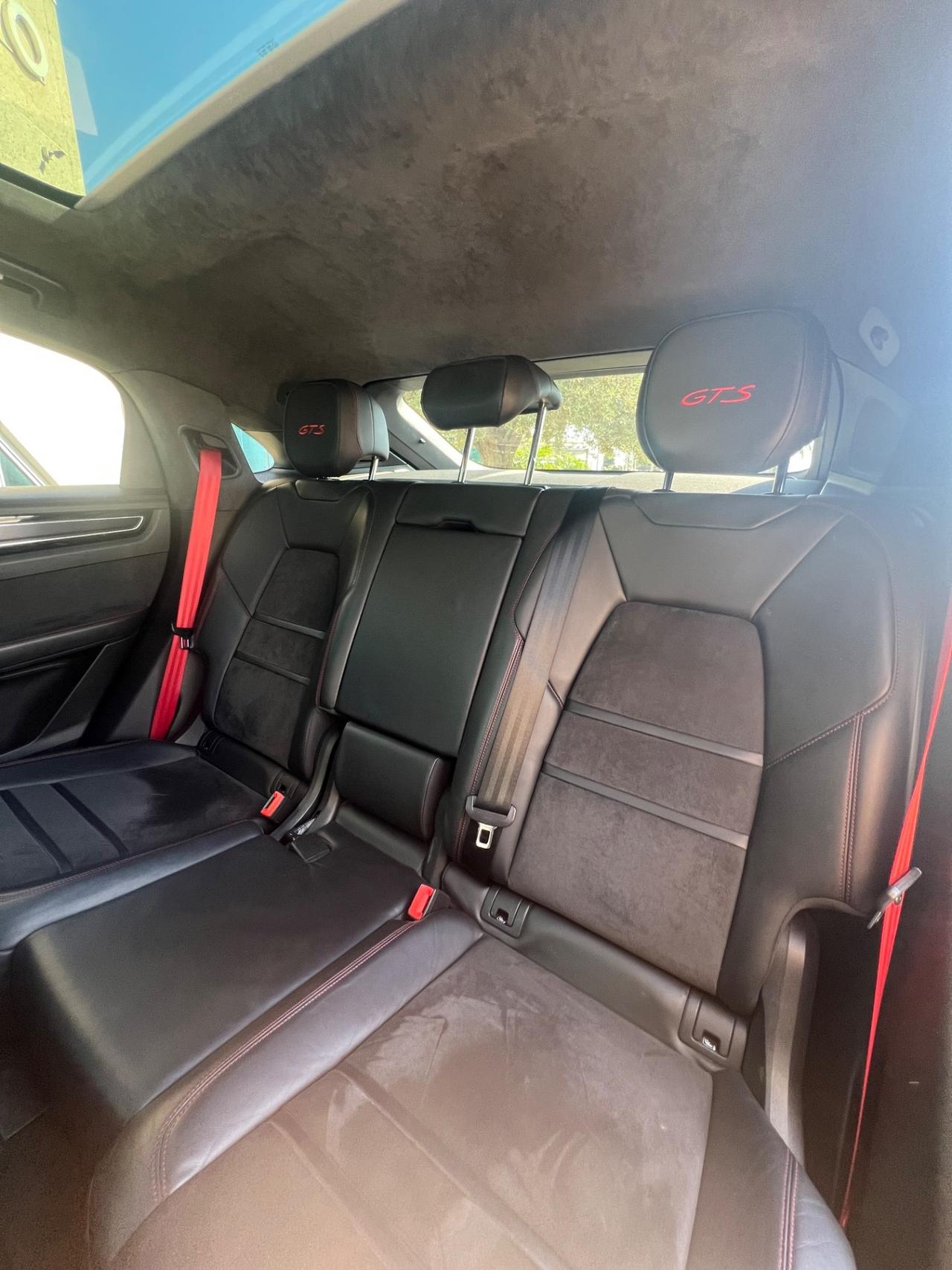 Porsche Cayenne Coupé 4.0 GTS - ANTICIPO €18.000 noleggio no scoring