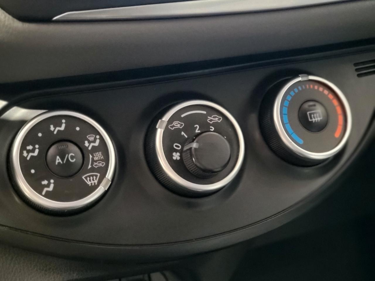 Toyota Yaris - 2019 1.0 72 CV 63'000 km Lounge