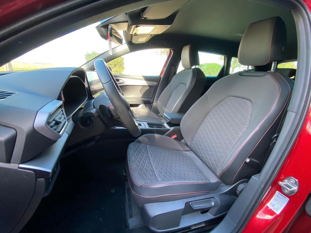 Seat Leon Sportstourer 1.5 eTSI 150 CV DSG FR