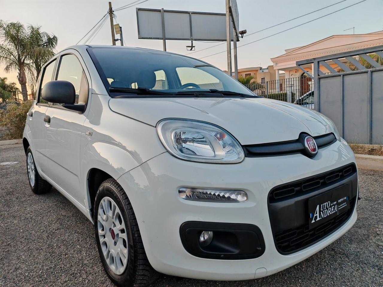 Fiat Panda 13MJT 95CV Lounge Full Optional 2018
