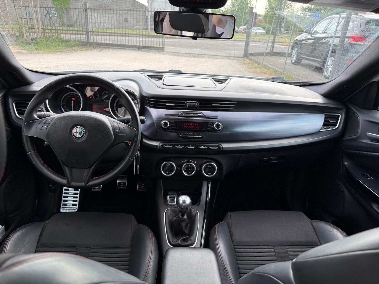 Alfa Romeo Giulietta 1.6 JTDm-2 105 CV Distinctive