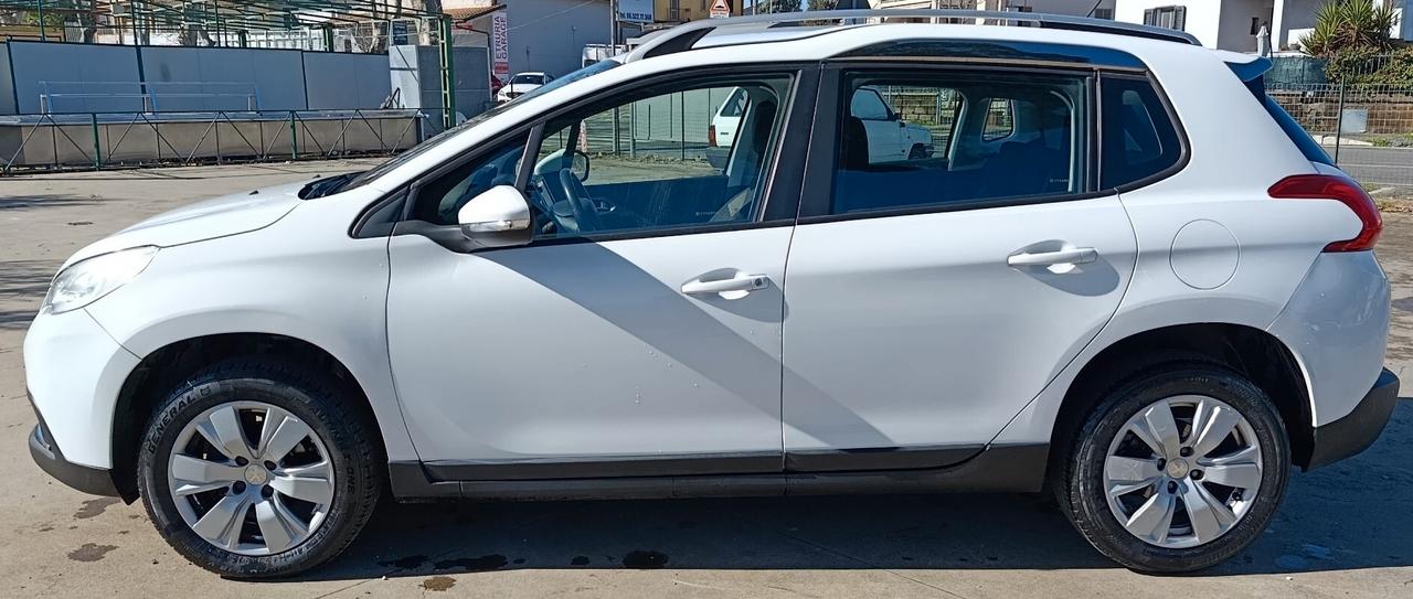 Peugeot 2008 PureTech 82 Active