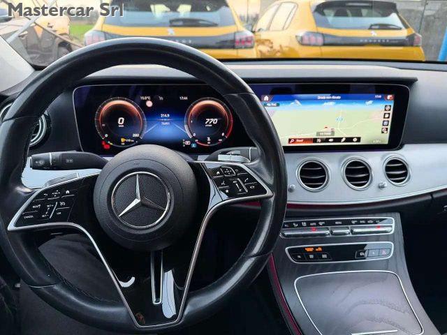 MERCEDES-BENZ E 200 Classe E - W213 Berlina d Sport auto - GJ819SF